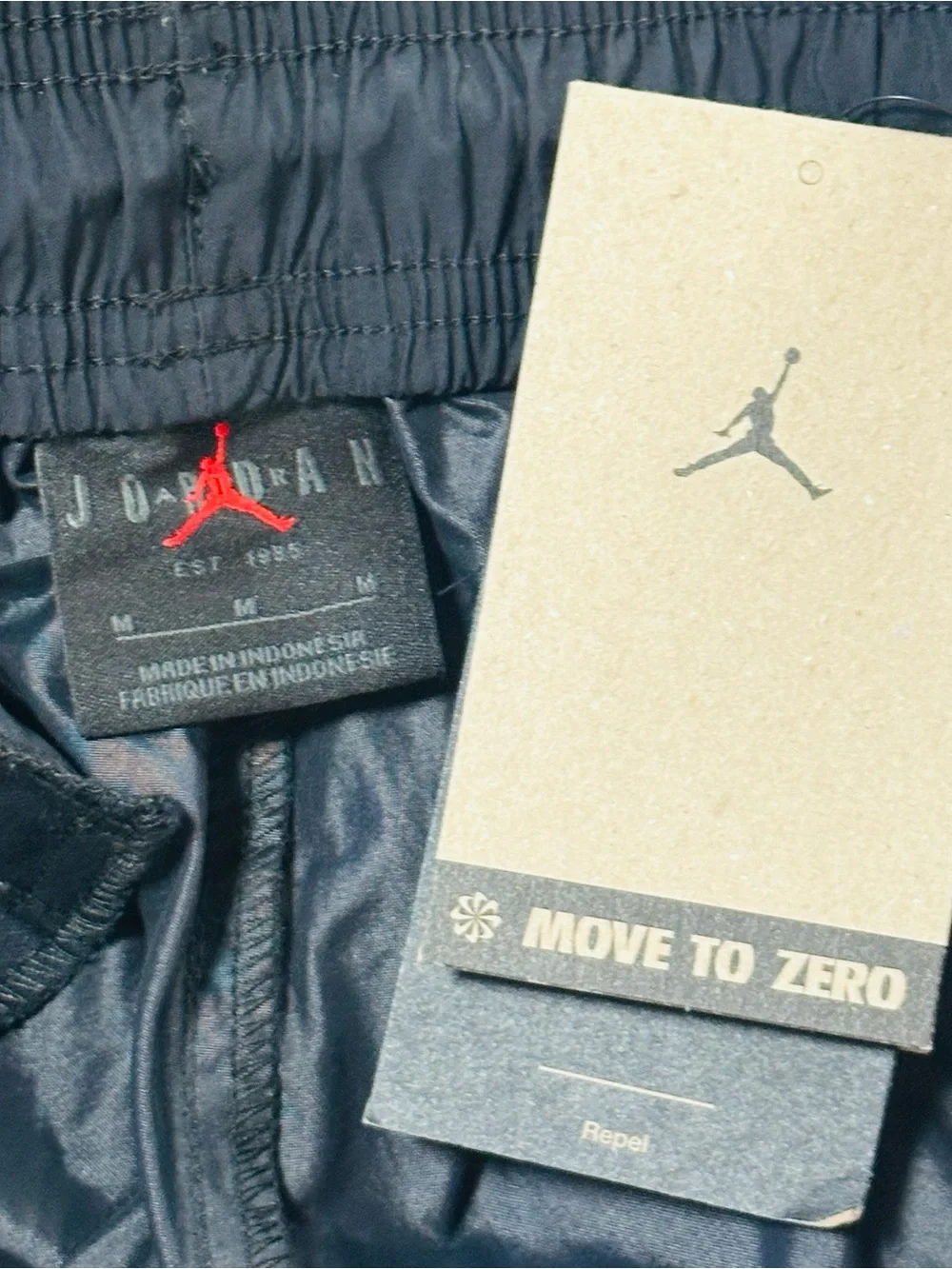 Jordan Essentials Men's Woven Trousers